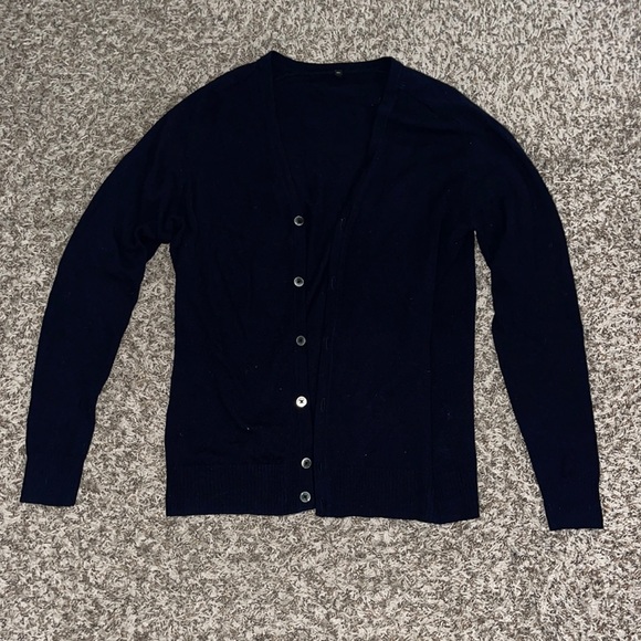 Navy Blue Cardigan. XL. - Picture 2 of 3